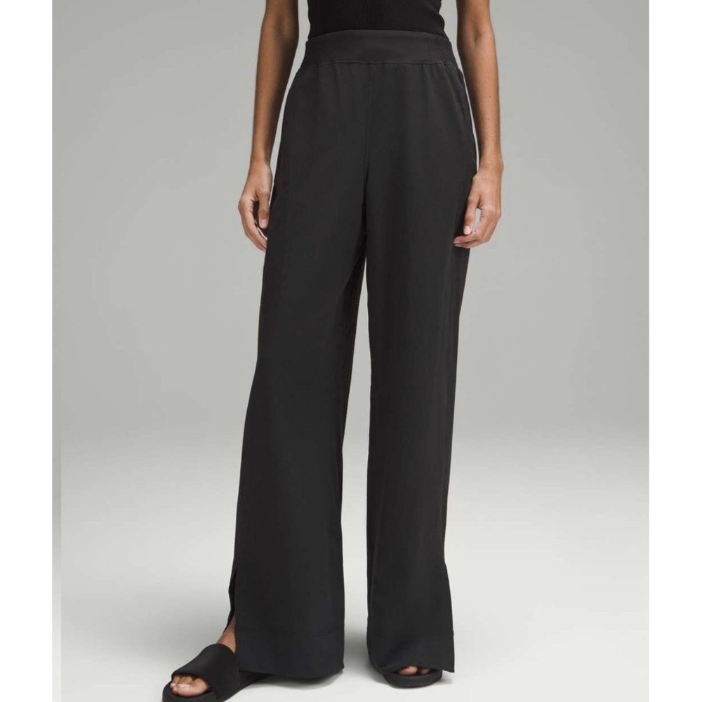 Lululemon Stretch Woven Wide-Leg High-Rise Pant Black Breathable Relaxed Fit